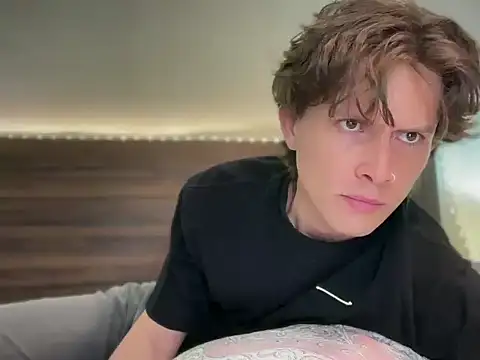 Snapshot of mcklister_kinky_feets chatting on March 2026 04:46:01 PM mcklister kinky feets online show from March 2026 04:46:01 PM