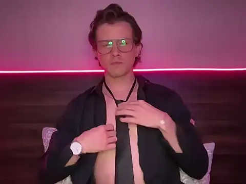 mcklister kinky feets online show from March 2026 10:17:02 PM