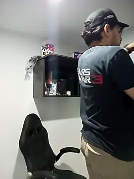 Javibell93 online show from April 2026 08:31:01 PM