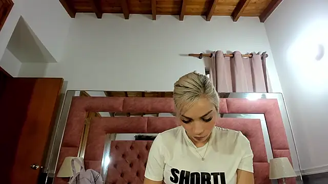 briana wonder69xxx online show from January 2026 02:22:02 PM