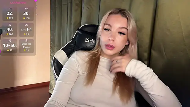 ariashaa online show from November 2025 04:38:02 PM