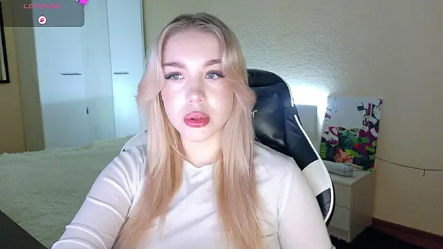 ariashaa online show from December 2025 02:26:01 PM