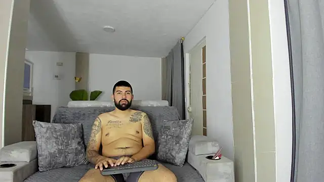 DulceRomance online show from February 2026 03:43:02 AM