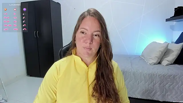 Snapshot of tamy_shine87 chatting on October 2025 12:38:02 AM tamy shine87 online show from October 2025 12:38:02 AM