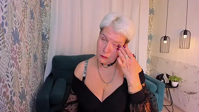 Snapshot of KathySunn chatting on April 2026 01:13:02 PM KathySunn online show from April 2026 01:13:02 PM