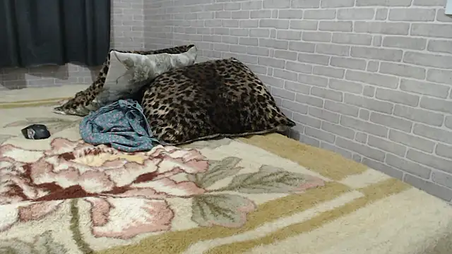 sweet luana online show from March 2025 07:59:01 AM