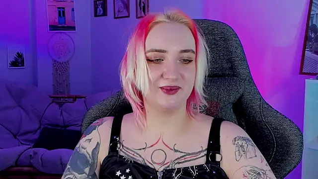 AsheLucker online show from February 2025 08:40:01 PM