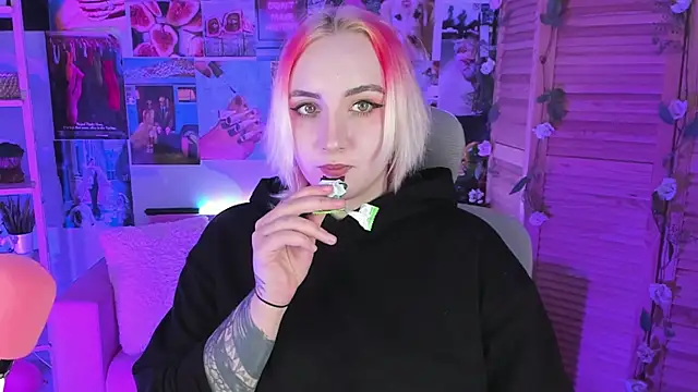 AsheLucker online show from February 2025 08:34:02 PM