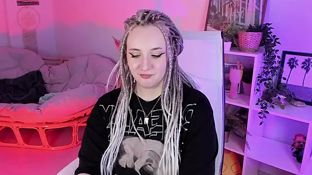 AsheLucker online show from March 2025 05:47:01 AM