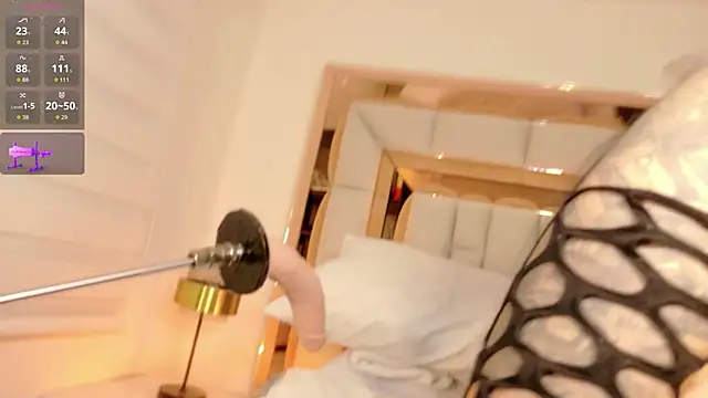 im yours 01 online show from February 2026 04:54:02 AM