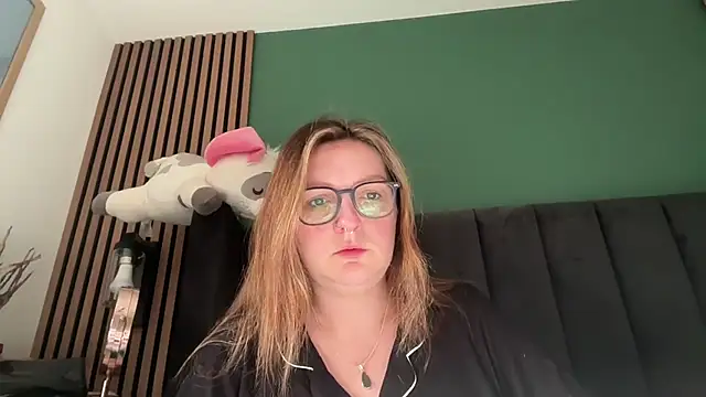 short sweetpea online show from March 2026 09:27:02 AM