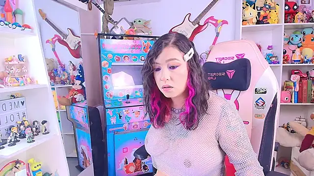 Snapshot of meda_kawaii_ chatting on September 2025 05:40:02 PM meda kawaii online show from September 2025 05:40:02 PM