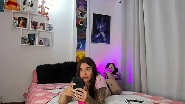 Sarah Jhonson online show from January 2025 11:27:02 PM