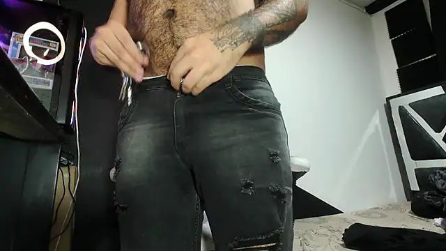 TeddyGominola  online show from December 2025 09:41:02 PM