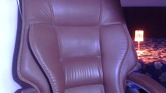 Snapshot of Maalnad_beauty chatting on October 2025 09:47:02 PM Maalnad beauty online show from October 2025 09:47:02 PM