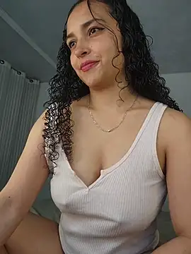 Lucy Marin online show from May 2026 03:40:01 PM