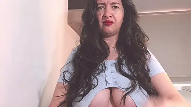 Snapshot of Cherry_1992 chatting on February 2025 04:35:02 PM Cherry 1992 online show from February 2025 04:35:02 PM