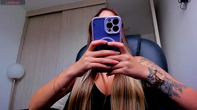 StacyConner online show from April 2026 08:53:02 PM