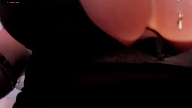 Snapshot of VictoriaLeia chatting on January 2025 06:22:02 AM VictoriaLeia online show from January 2025 06:22:02 AM