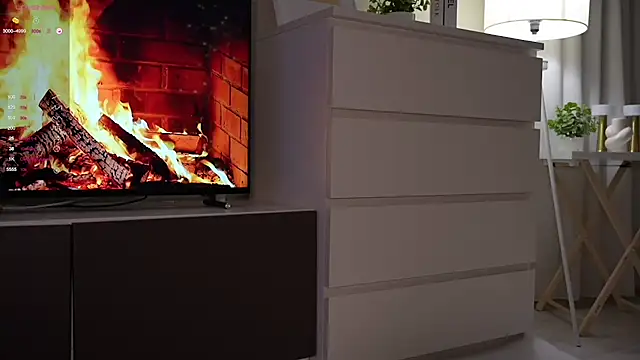 Snapshot of CatchMe1 chatting on January 2025 06:39:01 PM CatchMe1 online show from January 2025 06:39:01 PM