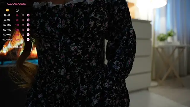 Snapshot of CatchMe1 chatting on March 2025 02:21:01 PM CatchMe1 online show from March 2025 02:21:01 PM