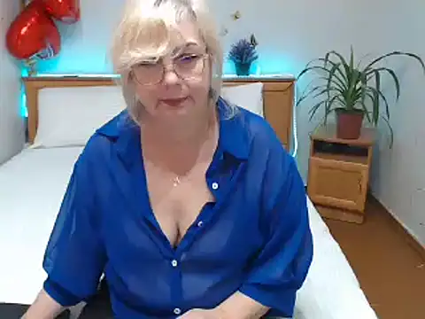 Snapshot of BozhenaNude chatting on March 2025 10:10:01 PM BozhenaNude online show from March 2025 10:10:01 PM