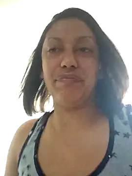 Nikkierosee online show from October 2025 12:46:01 PM