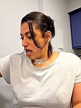 Nikkierosee online show from October 2025 03:30:01 AM