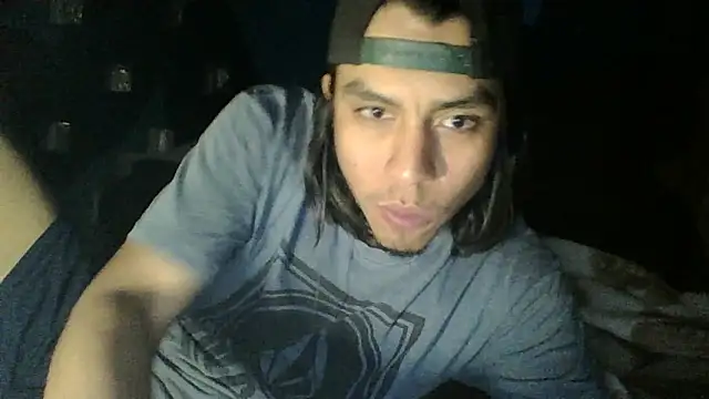 AlexAlejandro13 online show from March 2026 10:11:01 AM