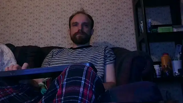 Snapshot of hpluvsplata chatting on July 2026 03:52:01 AM hpluvsplata online show from July 2026 03:52:01 AM