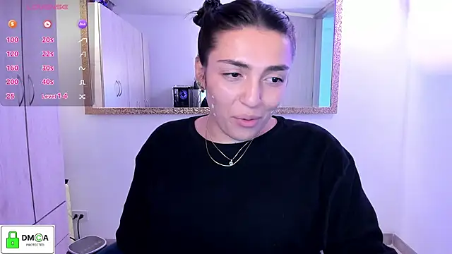Snapshot of EricaVanderhill chatting on July 2026 09:55:02 PM EricaVanderhill online show from July 2026 09:55:02 PM