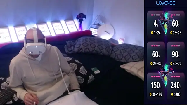 MaxRouger online show from September 2025 07:12:01 AM