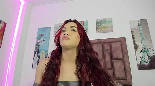 Snapshot of alexandra_fire69x chatting on January 2025 09:50:01 PM alexandra fire69x online show from January 2025 09:50:01 PM