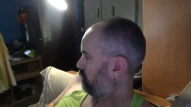 pollito1985 2 online show from February 2026 09:36:02 AM