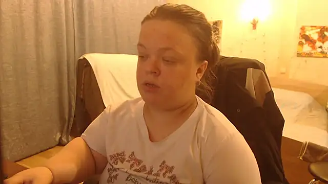 Snapshot of Janiffer_MiMi chatting on December 2024 01:40:01 AM Janiffer MiMi online show from December 2024 01:40:01 AM
