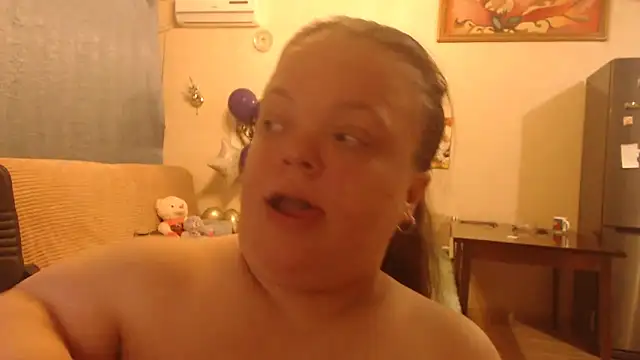Snapshot of Janiffer_MiMi chatting on January 2025 11:51:02 PM Janiffer MiMi online show from January 2025 11:51:02 PM