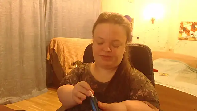 Snapshot of Janiffer_MiMi chatting on January 2025 04:18:02 AM Janiffer MiMi online show from January 2025 04:18:02 AM