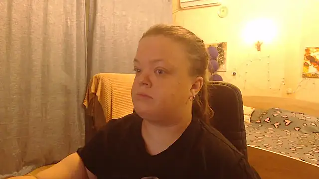 Snapshot of Janiffer_MiMi chatting on January 2025 07:05:01 PM Janiffer MiMi online show from January 2025 07:05:01 PM