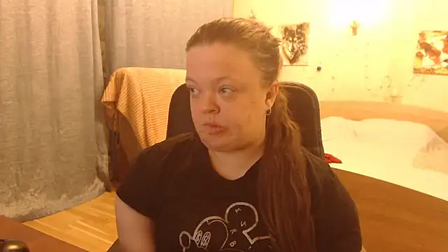 Snapshot of Janiffer_MiMi chatting on January 2025 12:57:02 AM Janiffer MiMi online show from January 2025 12:57:02 AM
