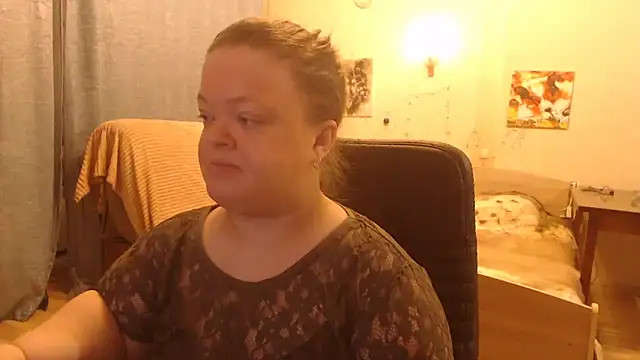 Snapshot of Janiffer_MiMi chatting on January 2025 06:14:01 PM Janiffer MiMi online show from January 2025 06:14:01 PM