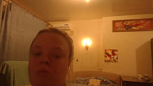 Snapshot of Janiffer_MiMi chatting on February 2025 10:20:01 PM Janiffer MiMi online show from February 2025 10:20:01 PM
