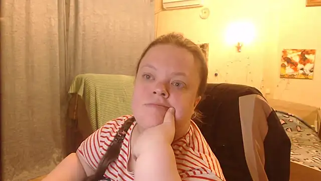 Snapshot of Janiffer_MiMi chatting on February 2025 10:33:01 PM Janiffer MiMi online show from February 2025 10:33:01 PM