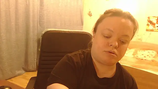 Snapshot of Janiffer_MiMi chatting on February 2025 04:59:01 PM Janiffer MiMi online show from February 2025 04:59:01 PM