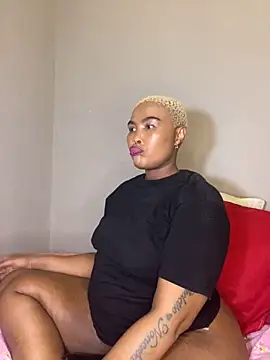 BADFATASS85 online show from December 2025 12:40:01 AM