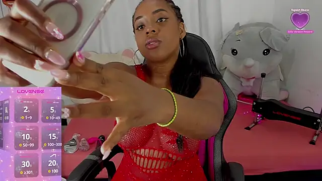 Snapshot of HollyJorda chatting on February 2025 02:44:01 PM HollyJorda online show from February 2025 02:44:01 PM