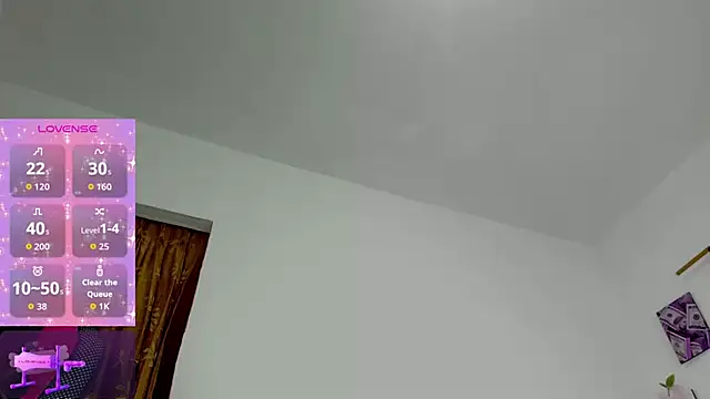 Snapshot of HollyJorda chatting on September 2025 02:09:02 PM HollyJorda online show from September 2025 02:09:02 PM