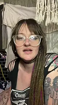 1-800-FUCKYOU online show from March 2025 08:32:01 PM