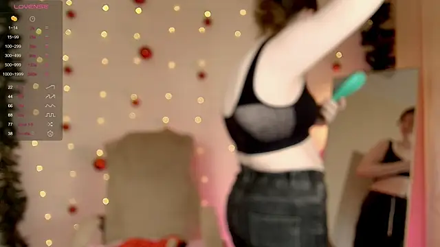 Vivian cutie online show from December 2024 10:37:02 AM