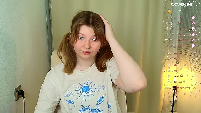 Vivian cutie online show from January 2025 06:35:01 PM