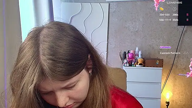 Snapshot of Vivian_cutie chatting on June 2026 10:42:02 AM Vivian cutie online show from June 2026 10:42:02 AM